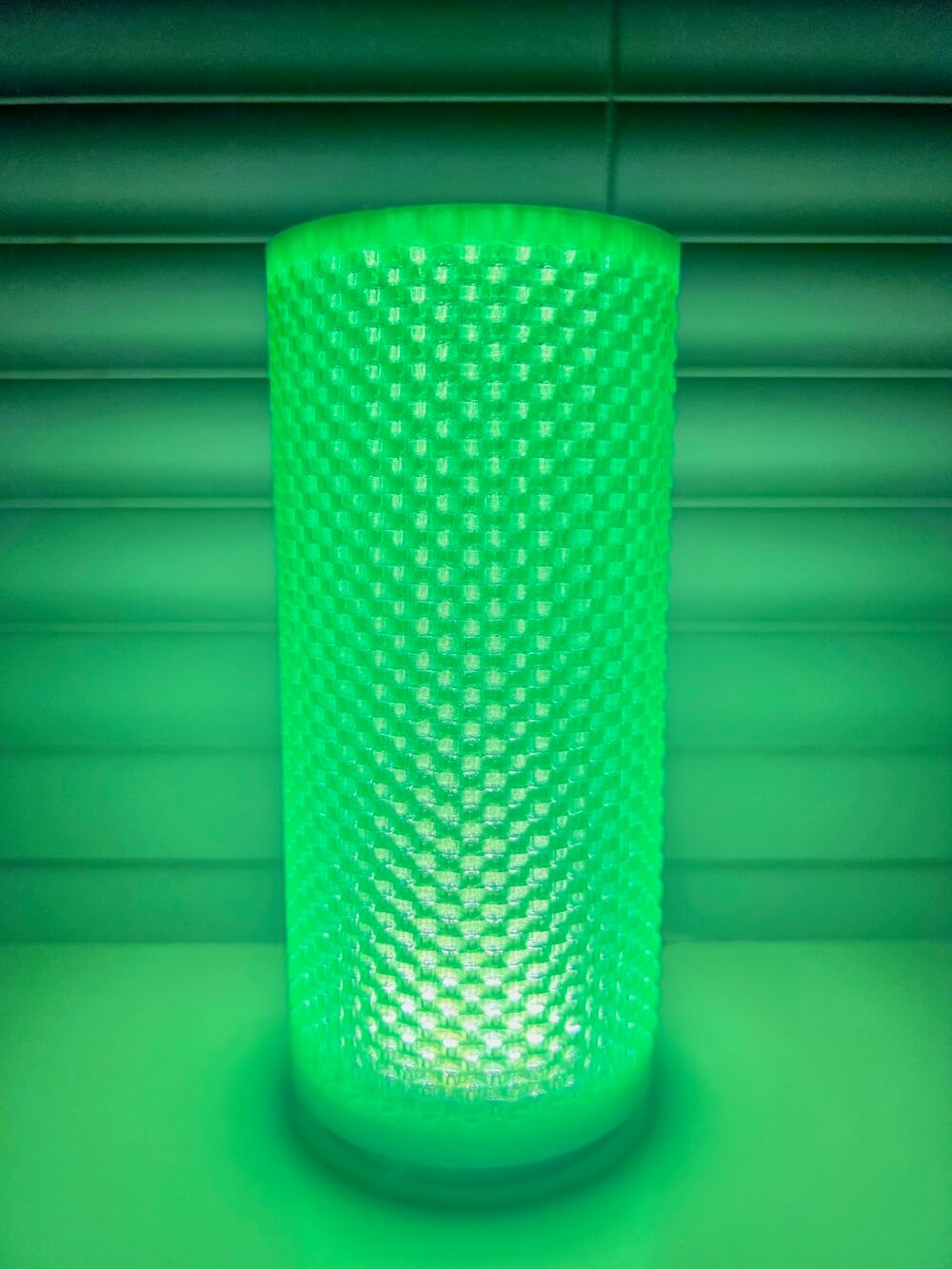 Interlace Glow Lamp - Image 4