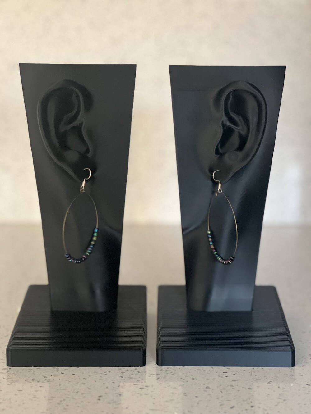 The Contour Anatomical Earring Display Stand - Image 3